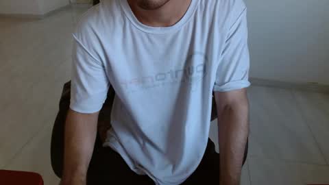 Aureliano online show from April 13, 10:15 pm