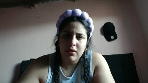 auroa_0785 online show from May 31, 6:53 pm