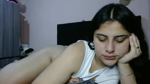 auroa_0785 online show from June 27, 6:24 pm