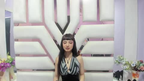 aurora online show from December 9, 5:52 pm