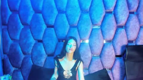 aurora online show from October 14, 3:35 pm