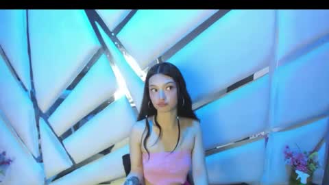 aurora online show from December 2, 5:08 pm