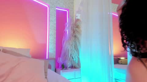 Aurora online show from January 23, 8:02 pm