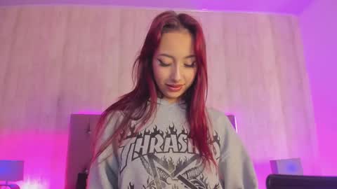 Aurora  online show from November 13, 4:22 am