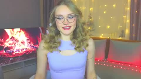 Snapshot of aurora_golden chatting on January 26, 4:09 pm Kate online show from January 26, 4:09 pm