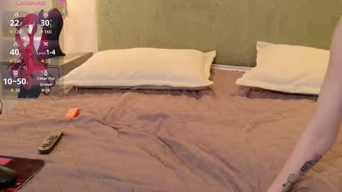 Serena online show from March 22, 8:29 am