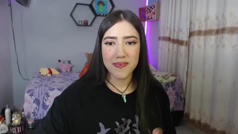 Snapshot of aurora_shy_ chatting on January 24, 7:19 am Aurora  online show from January 24, 7:19 am