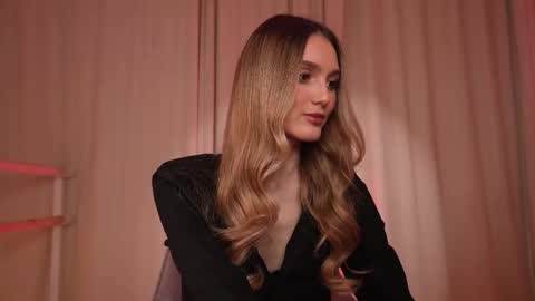 Aurora online show from December 2, 7:03 am