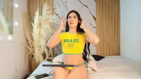 Snapshot of auroraa_ricci chatting on March 12, 12:22 pm Aurora Ricci online show from March 12, 12:22 pm