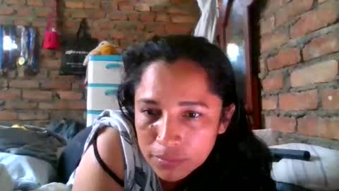 Snapshot of auroraangels1 chatting on May 22, 2:12 pm auroraangels1 online show from May 22, 2:12 pm