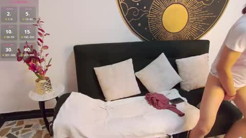 Aurora online show from March 7, 12:45 pm