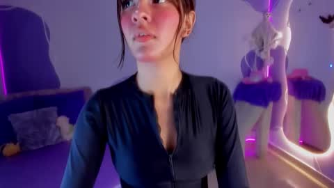 auroracute2 online show from November 13, 2:16 pm