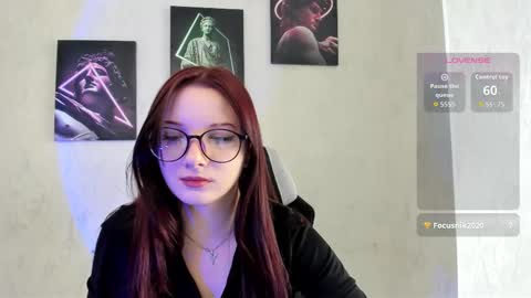 Snapshot of aurorakanie chatting on February 4, 5:02 am aurorakanie online show from February 4, 5:02 am