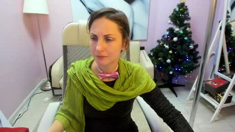 Aurora online show from January 1, 11:40 pm