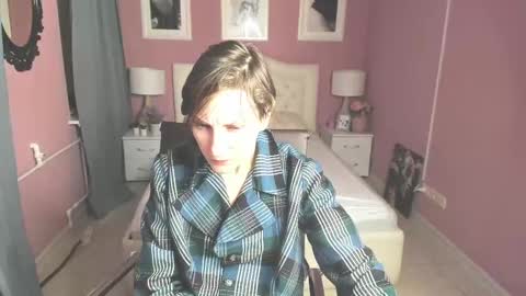 Aurora online show from March 8, 7:09 pm