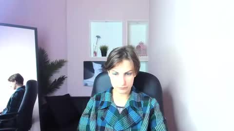 Aurora online show from March 11, 6:30 pm