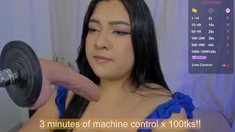 Snapshot of aurorasexy_01 chatting on January 5, 5:27 pm Aurora IG Aurorasexy0 online show from January 5, 5:27 pm