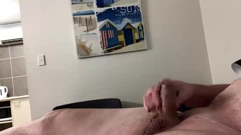 Aussie fatcock online show from December 4, 8:34 am