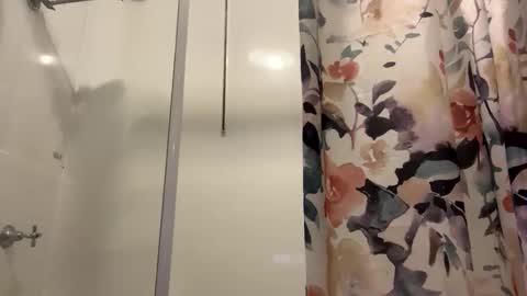 Milf4u online show from October 2, 8:21 am