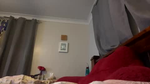 Snapshot of aussielovingxxx chatting on May 6, 11:37 am Milf4u online show from May 6, 11:37 am