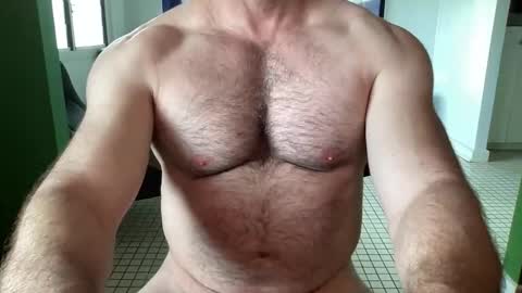 AussieMuscleDad online show from December 15, 6:28 am