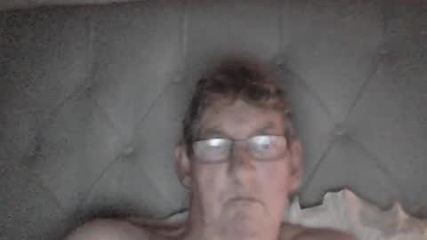 aussiewayne007 online show from June 19, 10:19 am