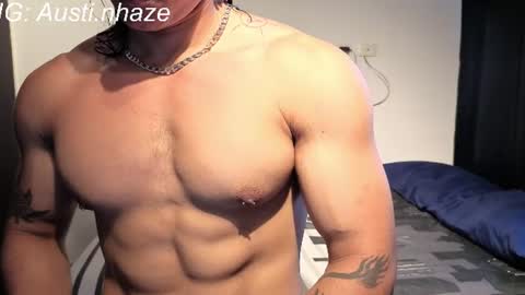 Snapshot of austiin_haze chatting on June 14, 3:03 pm Austin online show from June 14, 3:03 pm