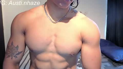 Snapshot of austiin_haze chatting on June 16, 2:52 pm Austin online show from June 16, 2:52 pm