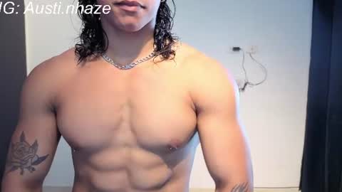 Snapshot of austiin_haze chatting on June 24, 2:49 pm Austin online show from June 24, 2:49 pm