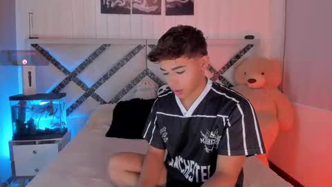 Snapshot of austin_connorr chatting on September 20, 10:05 am austin online show from September 20, 10:05 am