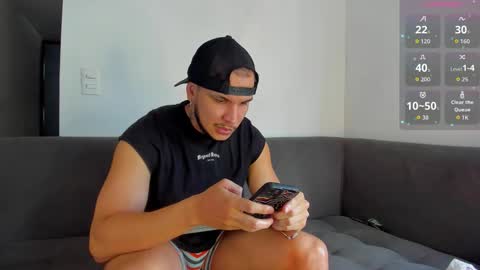 A online show from November 8, 7:12 pm