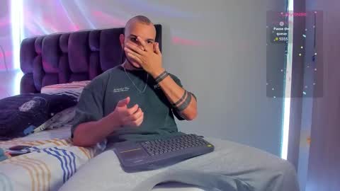 A online show from February 24, 9:13 pm