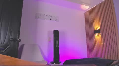 Snapshot of austin_rouse chatting on October 31, 8:15 am austin_rouse online show from October 31, 8:15 am