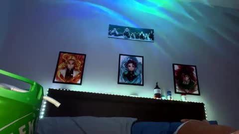 Snapshot of austincutieyes chatting on December 30, 3:14 am AudiEna online show from December 30, 3:14 am