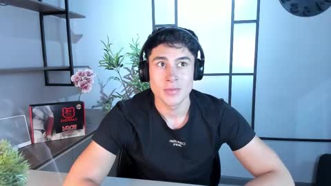 Austin  online show from February 14, 6:59 pm