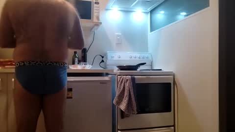 Snapshot of austinnz11 chatting on February 24, 11:36 pm austinnz11 online show from February 24, 11:36 pm