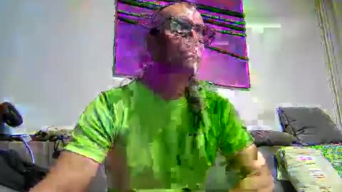 austria1977 online show from December 26, 5:58 am