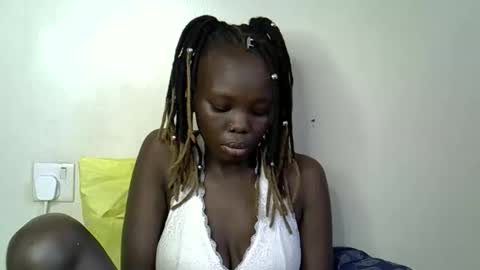 Snapshot of autumnbeagle chatting on September 9, 9:53 am autumnbeagle online show from September 9, 9:53 am