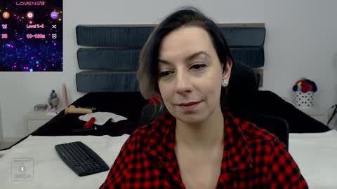 Snapshot of autumnopal chatting on December 21, 3:47 am AutumnOpal online show from December 21, 3:47 am