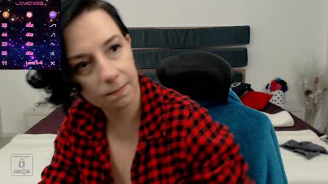 Snapshot of autumnopal chatting on January 13, 2:07 am AutumnOpal online show from January 13, 2:07 am