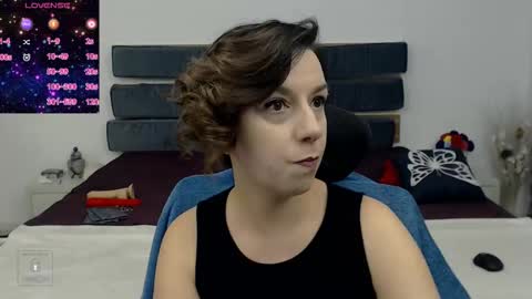 Snapshot of autumnopal chatting on February 16, 11:16 pm AutumnOpal online show from February 16, 11:16 pm