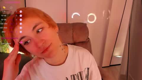 Alice online show from February 12, 8:59 pm