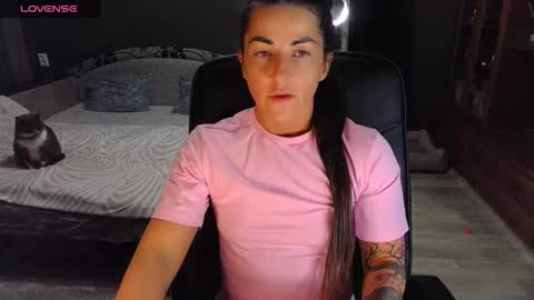 Ava online show from November 11, 6:19 pm