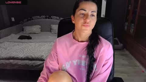 Ava online show from December 17, 12:44 pm