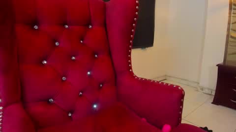              online show from December 14, 9:07 am