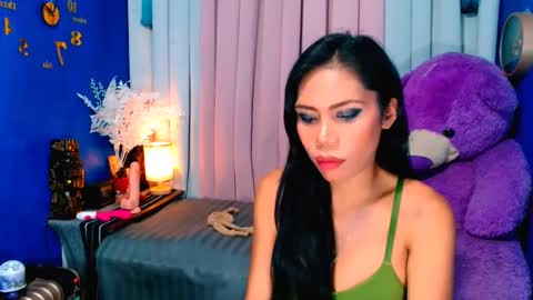 Snapshot of ava_cummer chatting on February 4, 5:55 pm Ava online show from February 4, 5:55 pm