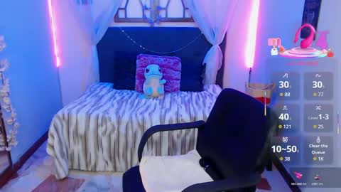 Ava online show from May 27, 8:39 pm