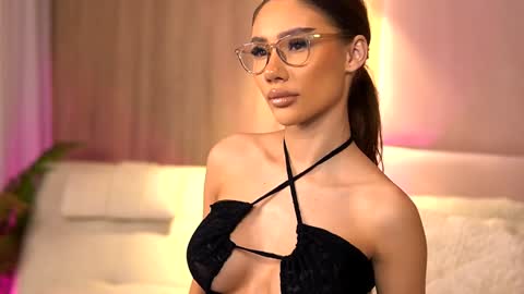 Snapshot of ava_heath chatting on January 7, 10:41 pm Ava online show from January 7, 10:41 pm