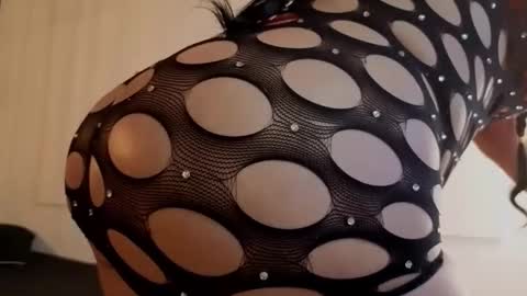 ava_lewis_ online show from October 11, 4:01 am