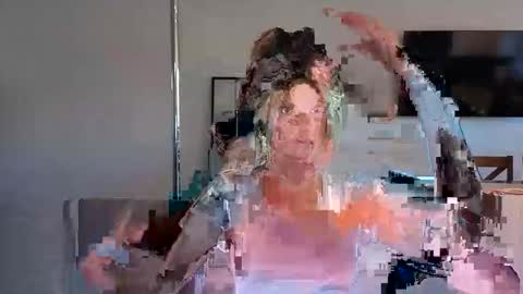 Little Ava  online show from April 3, 6:28 pm